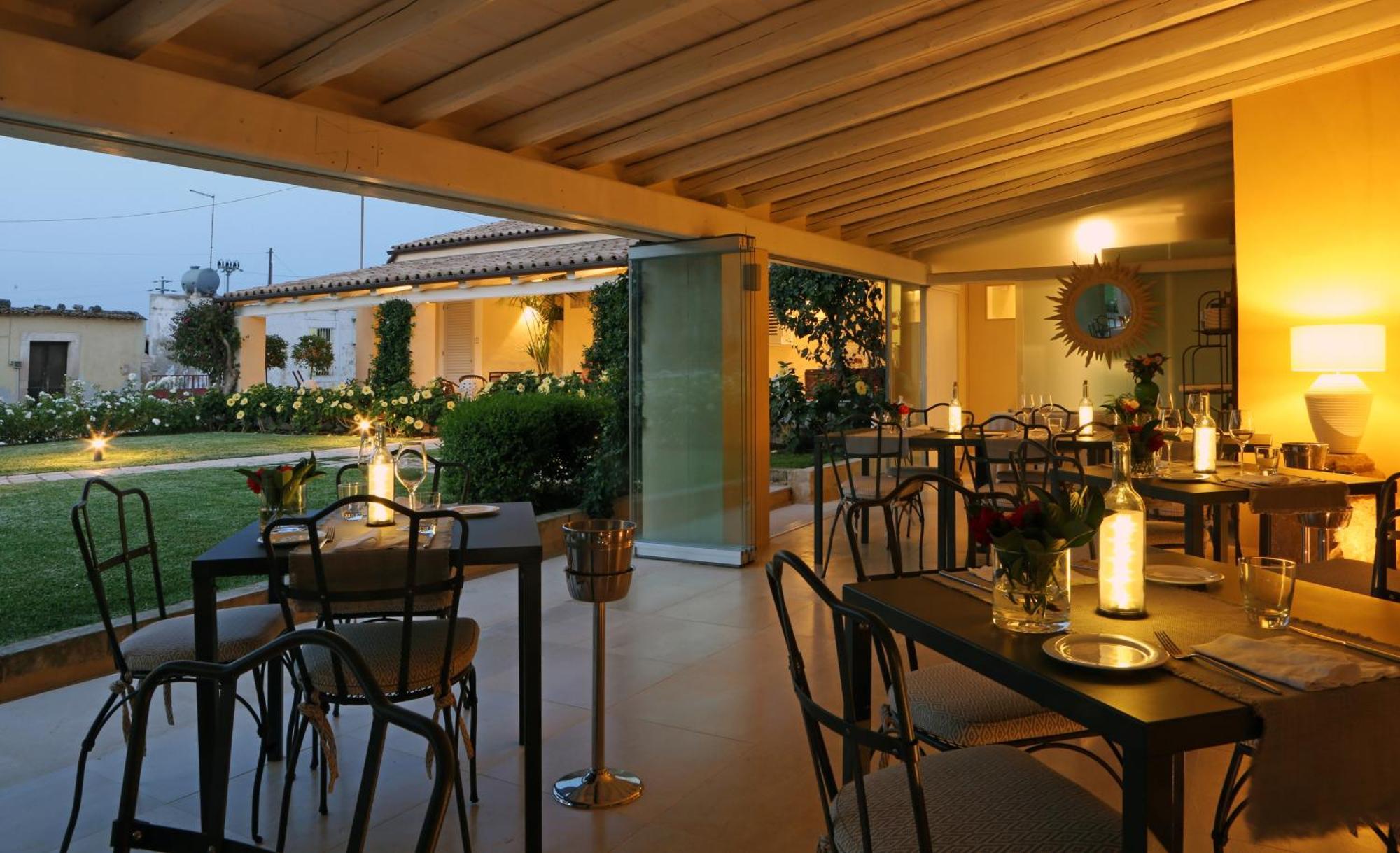 Donna Coraly Country Boutique Hotel Arenella  Esterno foto