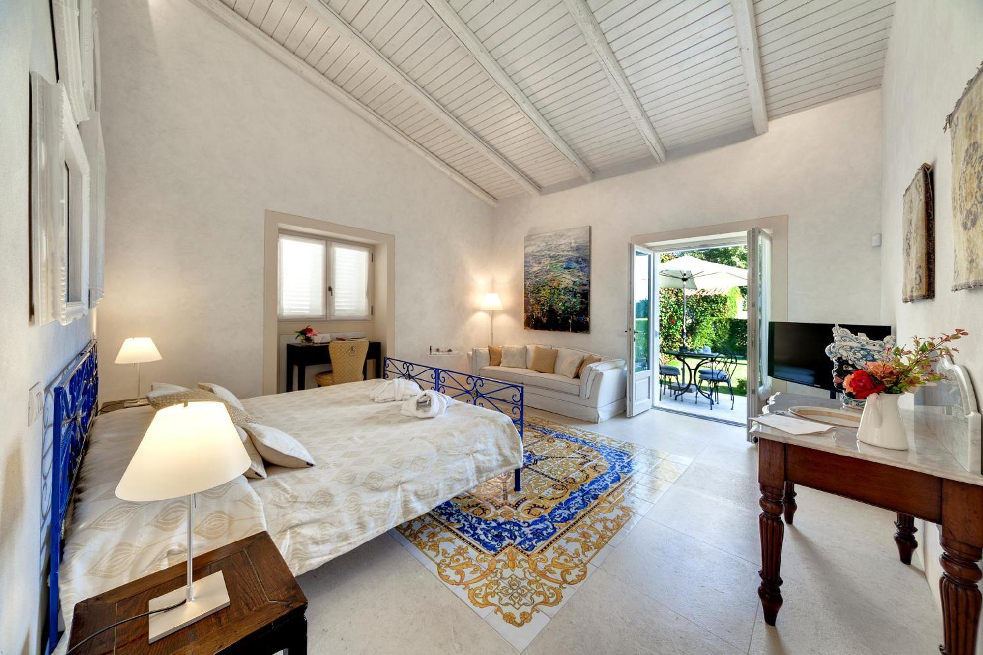 Donna Coraly Country Boutique Hotel Arenella  Esterno foto